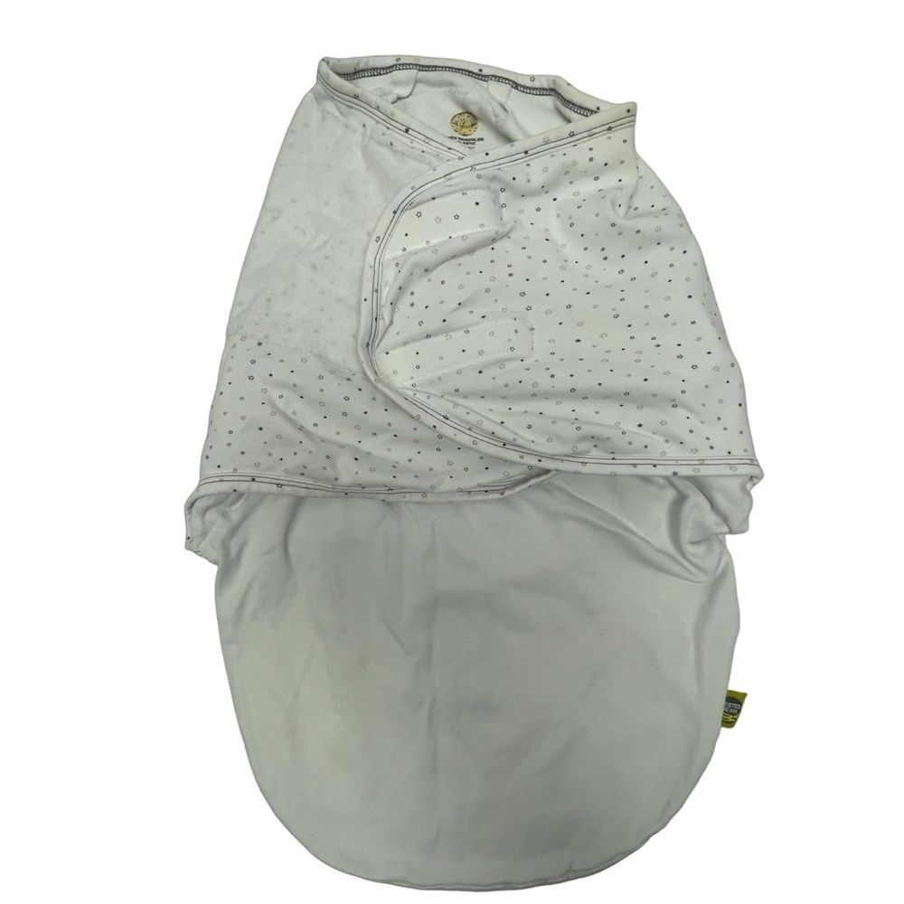Nested Bean Zen Swaddles Classic White, Gray, Black Stars Infant/Baby 0-6 mos.